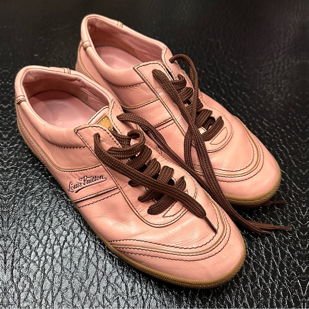 Louis Vuitton Leather Icon Sneakers in Pink